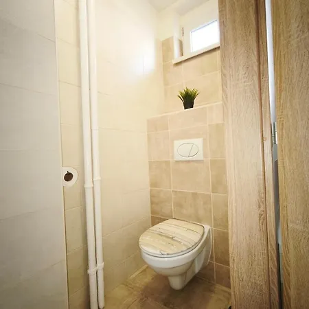 Stylish And Cozy Centre *