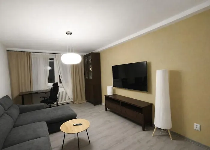 Stylish And Cozy Centre اوسترافا